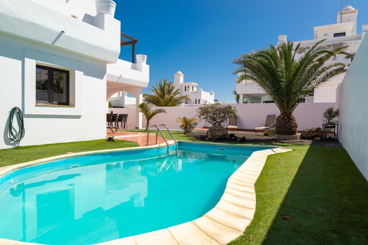 Casa Blanca Villa Corralejo Exterior photo